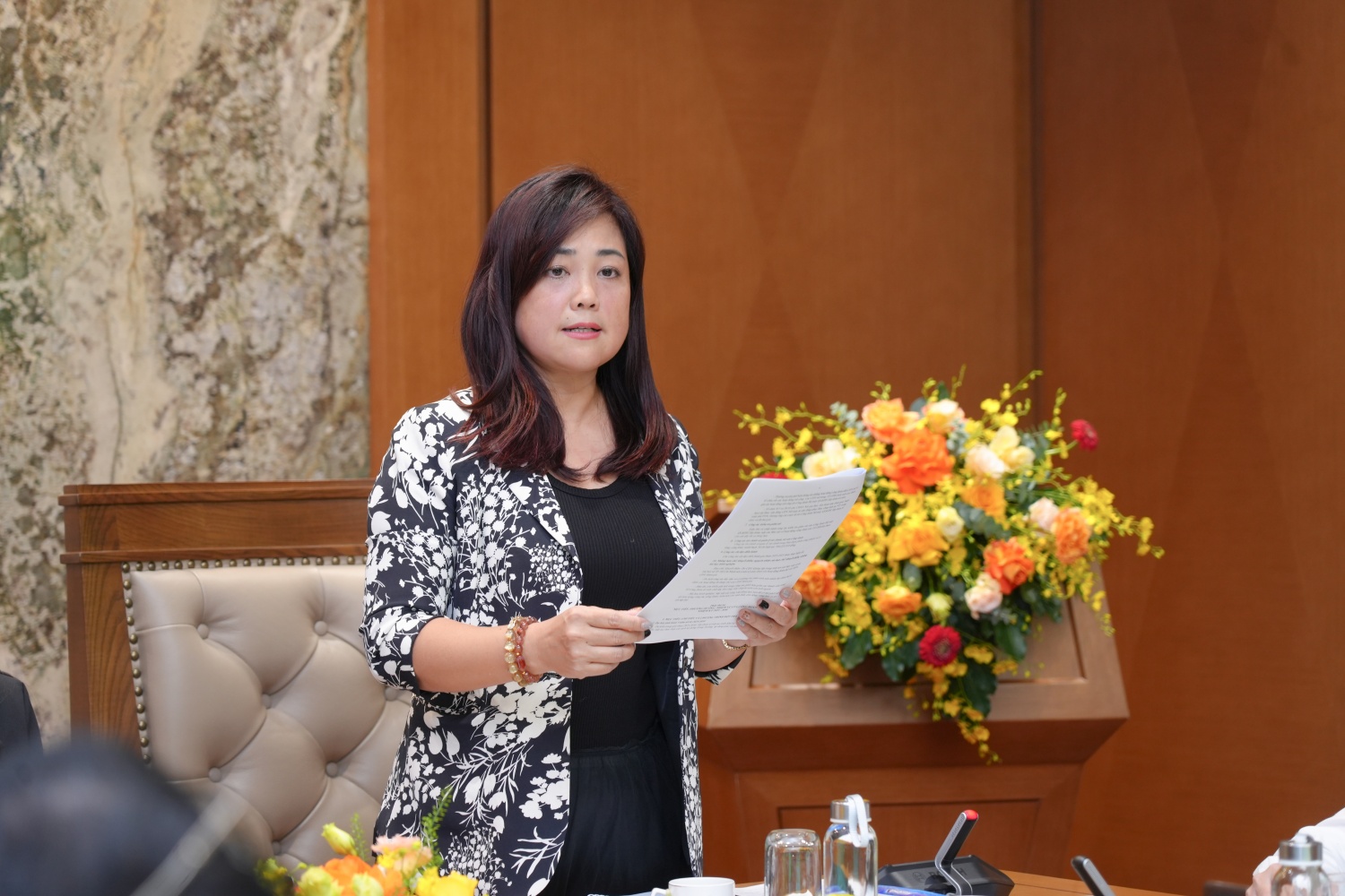 Đồng chí Trương Nguyệt Ánh – Tổ phó Công đoàn Ban trình bày báo cáo kết quả hoạt động Công đoàn nhiệm kỳ 2023-2025 và phương hướng nhiệm vụ nhiệm kỳ 2025-2030. Đồng chí Trương Nguyệt Ánh – Tổ phó Công đoàn Ban trình bày báo cáo kết quả hoạt động Công đoàn nhiệm kỳ 2023-2025 và phương hướng nhiệm vụ nhiệm kỳ 2025-2030.