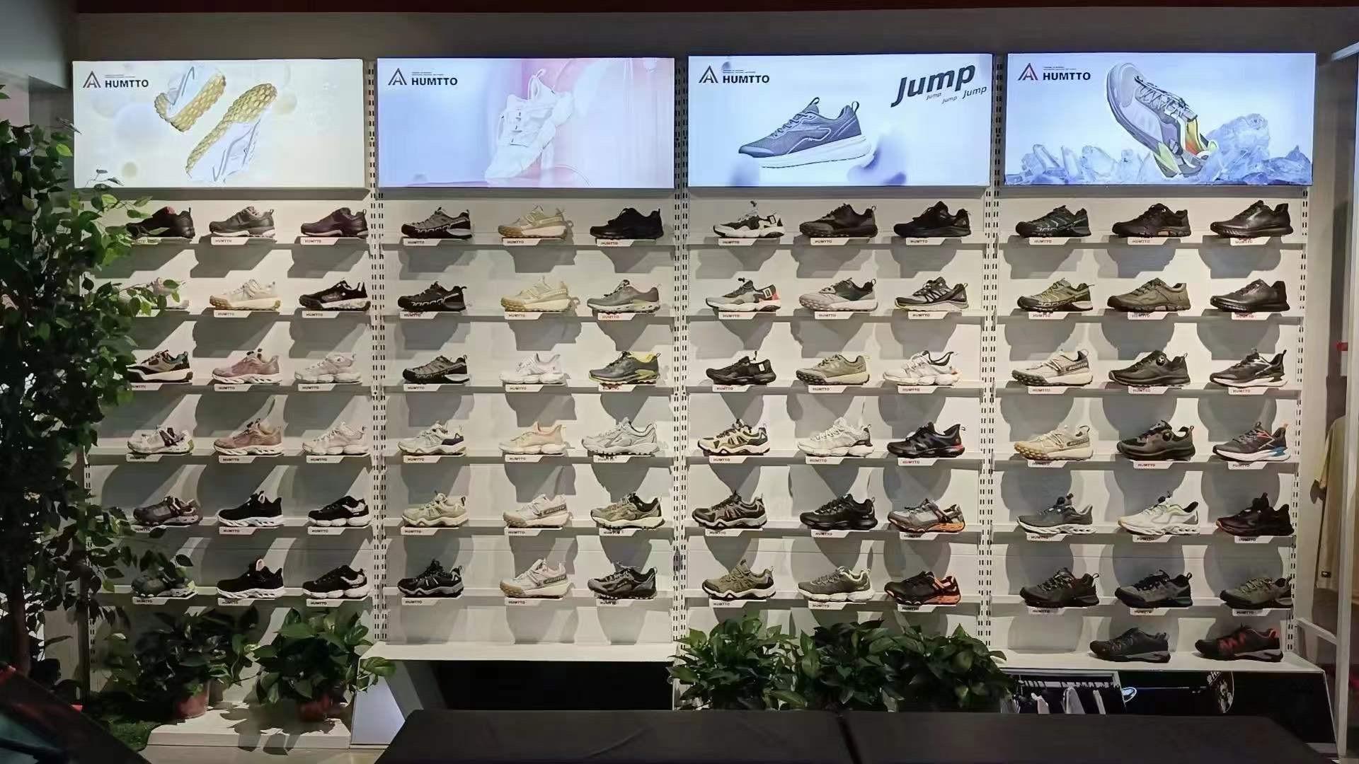 Humtto - 40 năm hành trình trở thành thương hiệu đồ leo núi được yêu thích - Ảnh 3. Humtto - 40 năm hành trình trở thành thương hiệu đồ leo núi được yêu thích - Ảnh 3.