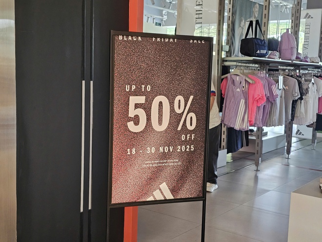 Khám phá Black Friday 2025: Giảm giá sốc từ 50 - 70 % tại TP HCM - Ảnh 7.