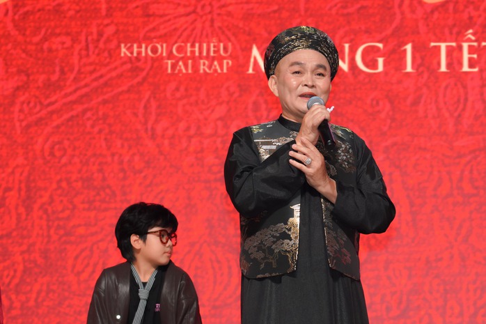 NSƯT Xuân Hinh "diễn như không" trong lần đầu kết hợp Thu Trang - Ảnh 3.