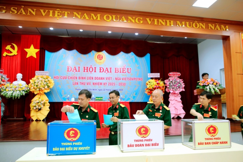 Hội CCB Vietsovpetro phát huy phẩm chất “Bộ đội Cụ Hồ”: Trung thành - Đoàn kết - Gương mẫu - Đổi mới - Nghĩa tình