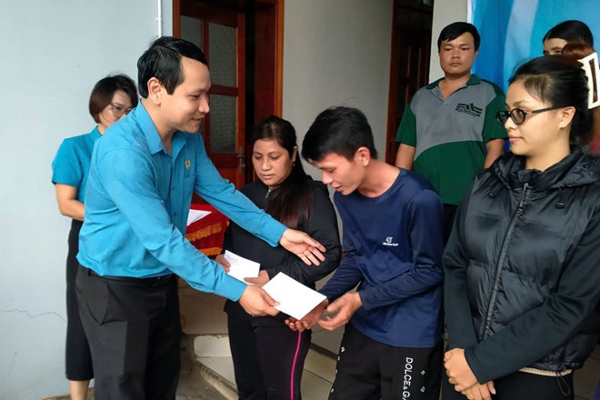 Công đoàn Gia Lai san sẻ khó khăn với đoàn viên, người lao động bị ảnh hưởng bão lũ