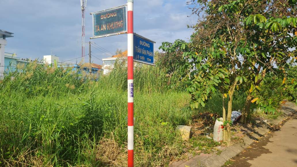 Hai tuyến đường này tại phường Tân Thành, Cà Mau tăng lên hơn 30% so với mức giá cũ. Ảnh: Nhật Hồ