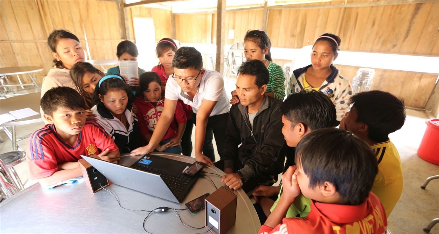 Tỉnh Tuyên Quang đã triển khai nhiều giải pháp sáng tạo, giúp người dân tiếp cận thông tin hữu ích, nâng cao nhận thức và chủ động vươn lên thoát nghèo. Ảnh minh hoạ