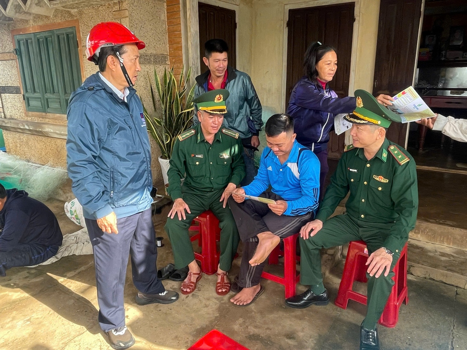 BSR tổ chức tuyên truyền đảm bảo an ninh, an toàn NMLD Dung Quất cho người dân tại Quảng Ngãi