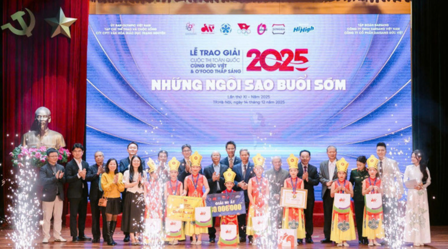 Ảnh màn hình 2025-12-14 lúc 22.38.14