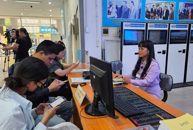 Tháng 11, Hà Nội ra quyết định hưởng trợ cấp thất nghiệp cho 5.660 trường hợp