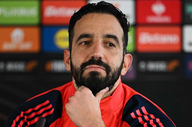 Ruben Amorim phải thay đổi cách chơi của Man United vì AFCON