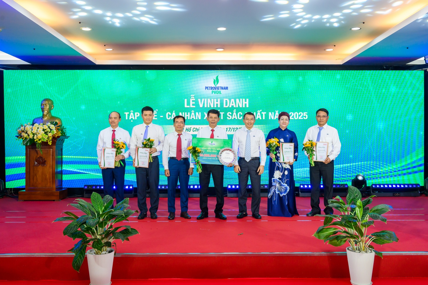 PVOIL Award 2025: Tôn vinh để tạo động lực và truyền cảm hứng PVOIL Award 2025: Tôn vinh để tạo động lực và truyền cảm hứng