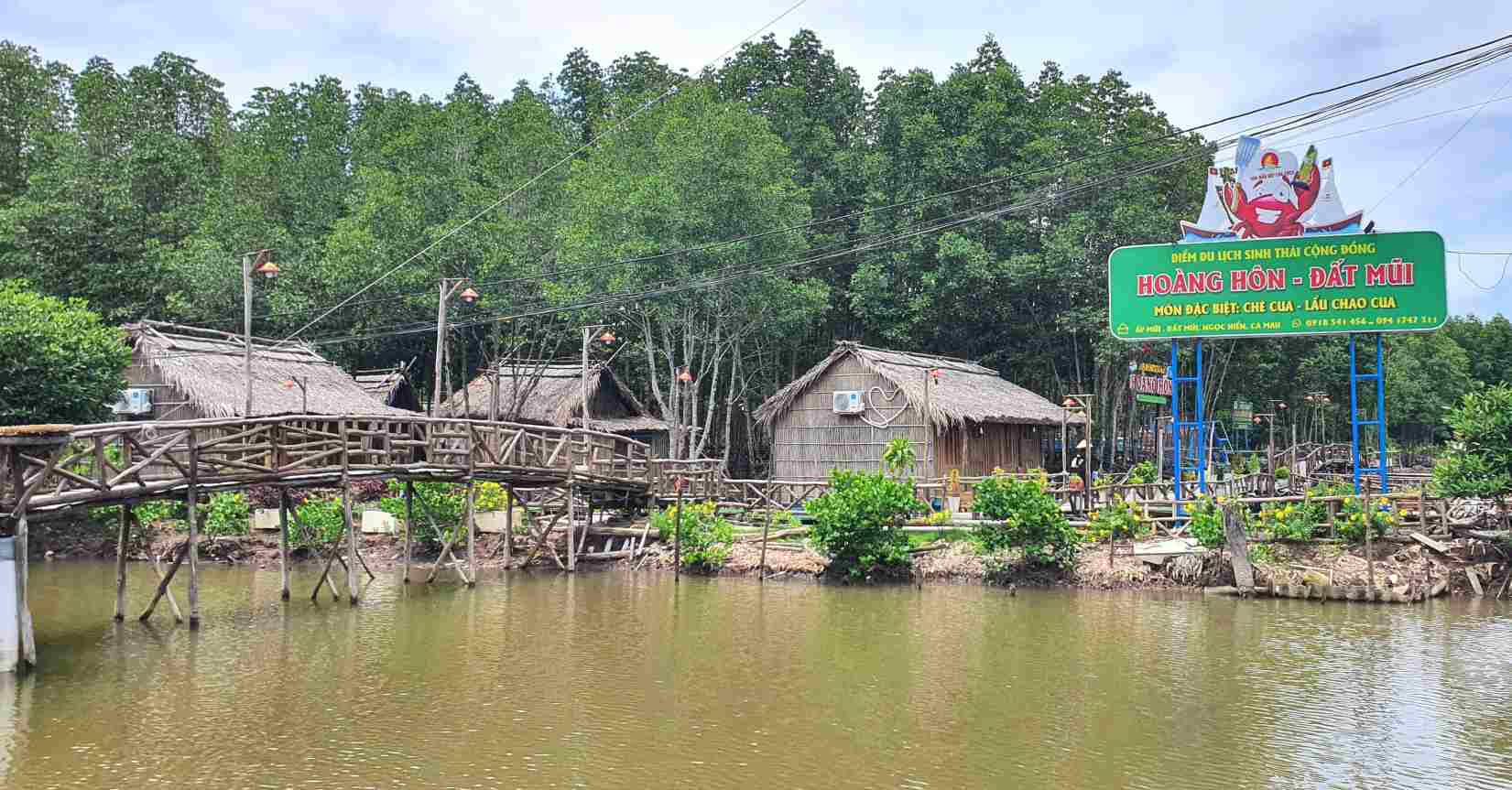 Điểm du lịch Hoàng Hôn, Đất Mũi, Cà Mau. Ảnh: Nhật Hồ