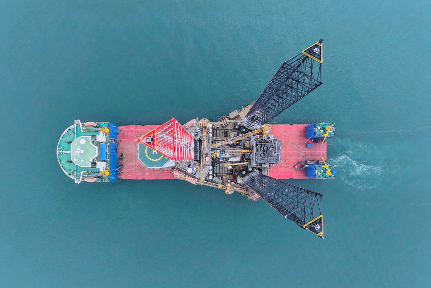 Giàn khoan PV DRILLING IX về đến Vũng Tàu sau khi vượt 12.855,6 hải lý Giàn khoan PV DRILLING IX về đến Vũng Tàu sau khi vượt 12.855,6 hải lý