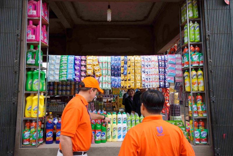 Các chuyến “đi thị trường” (rural safari) đưa cả đội tiếp thị xuống sống cùng người tiêu dùng khu vực nông thôn