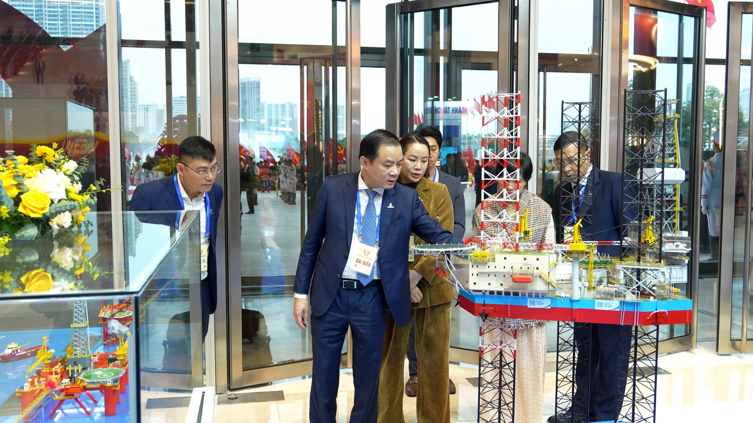 [Chùm ảnh] Petrovietnam tham dự Đại hội Thi đua yêu nước toàn quốc lần thứ XI