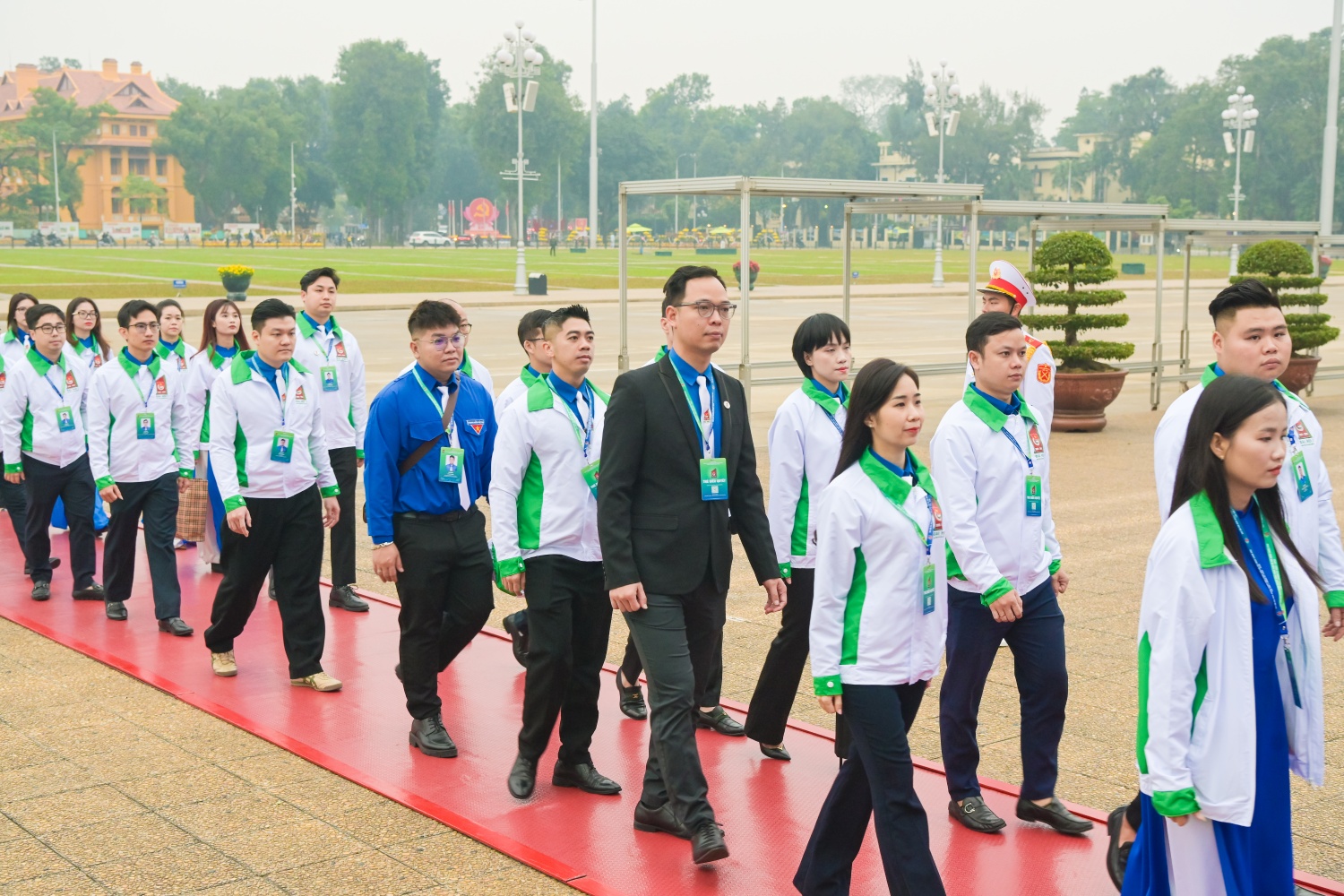 Những nỗ lực đó đã góp phần quan trọng đưa Nghị quyết Đại hội Đảng các cấp và Nghị quyết Đại hội Đoàn vào thực tiễn, tạo chuyển biến tích cực, toàn diện trên các mặt công tác Đoàn. Đặc biệt, Đoàn Thanh niên Petrovietnam đã thực hiện thắng lợi 12/12 chỉ tiêu Nghị quyết Đại hội Đoàn Tập đoàn lần thứ III, nhiệm kỳ 2022–2027, trong đó phần lớn các chỉ tiêu đã hoàn thành ngay trong giai đoạn 2022–2025, tạo nền tảng vững chắc cho sự phát triển của tổ chức Đoàn trong thời gian tới. Những nỗ lực đó đã góp phần quan trọng đưa Nghị quyết Đại hội Đảng các cấp và Nghị quyết Đại hội Đoàn vào thực tiễn, tạo chuyển biến tích cực, toàn diện trên các mặt công tác Đoàn. Đặc biệt, Đoàn Thanh niên Petrovietnam đã thực hiện thắng lợi 12/12 chỉ tiêu Nghị quyết Đại hội Đoàn Tập đoàn lần thứ III, nhiệm kỳ 2022–2027, trong đó phần lớn các chỉ tiêu đã hoàn thành ngay trong giai đoạn 2022–2025, tạo nền tảng vững chắc cho sự phát triển của tổ chức Đoàn trong thời gian tới.