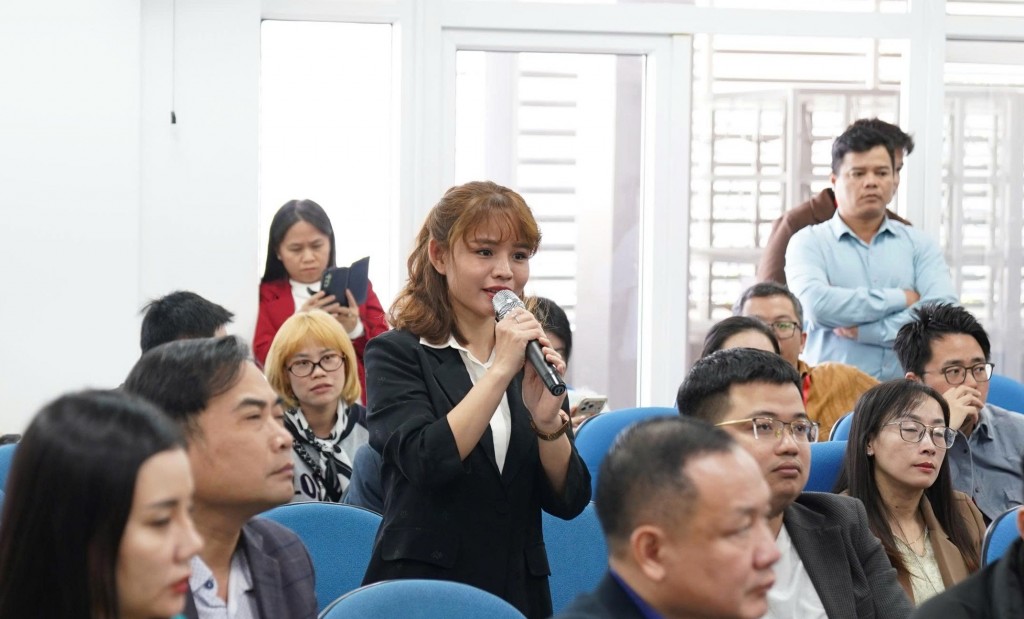 Doanh nghiệp hai bên chia sẻ tại buổi giao lưu