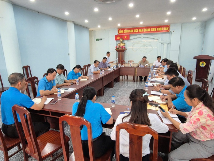 Nắm chắc lương, thưởng Tết để kịp thời bảo vệ người lao động - Ảnh 2.