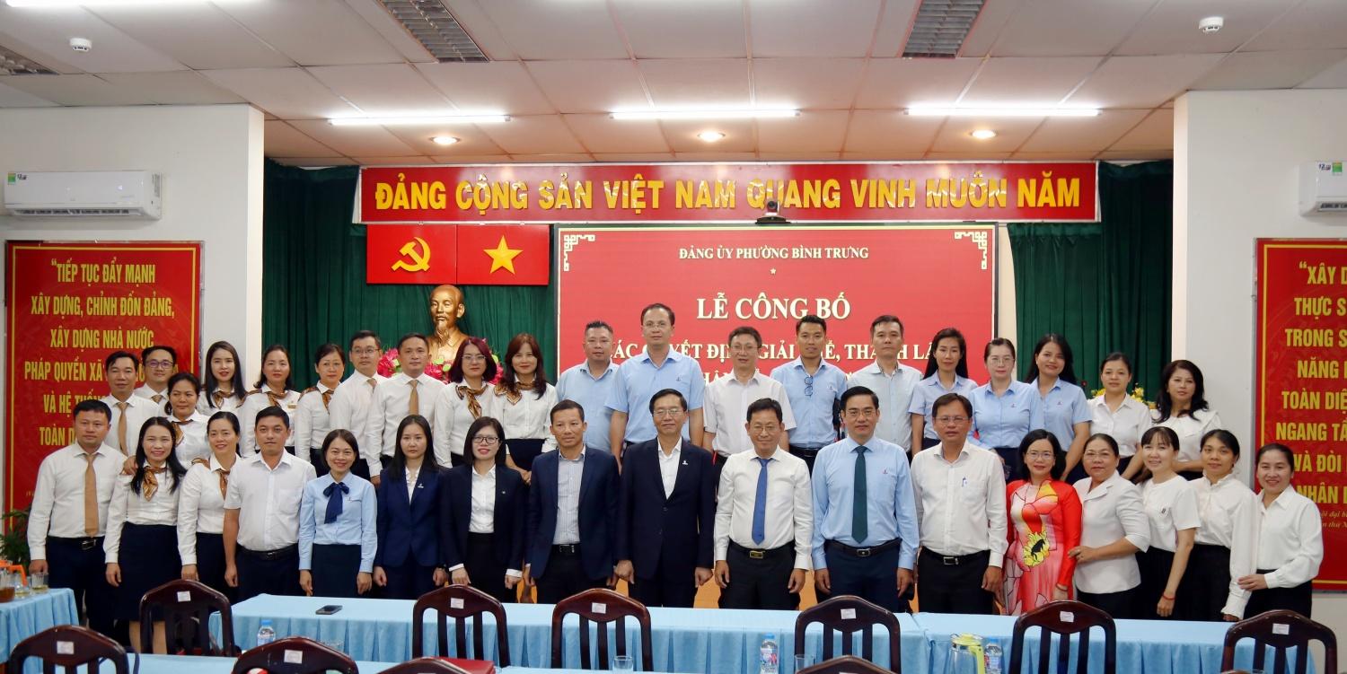 Tổ chức Đảng đầu tiên trong Đảng bộ Petrovietnam hoàn thành chuyển giao theo mô hình tổ chức mới Tổ chức Đảng đầu tiên trong Đảng bộ Petrovietnam hoàn thành chuyển giao theo mô hình tổ chức mới