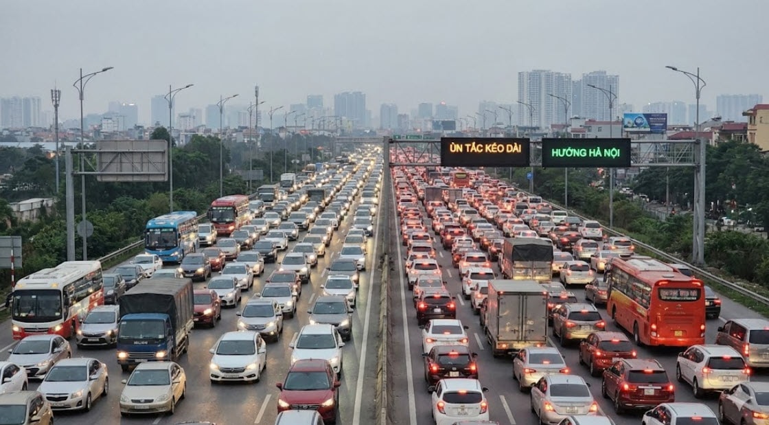 Giao thông Hà Nội chiều 30/1: Tắc cứng nhiều hướng vào nội đô