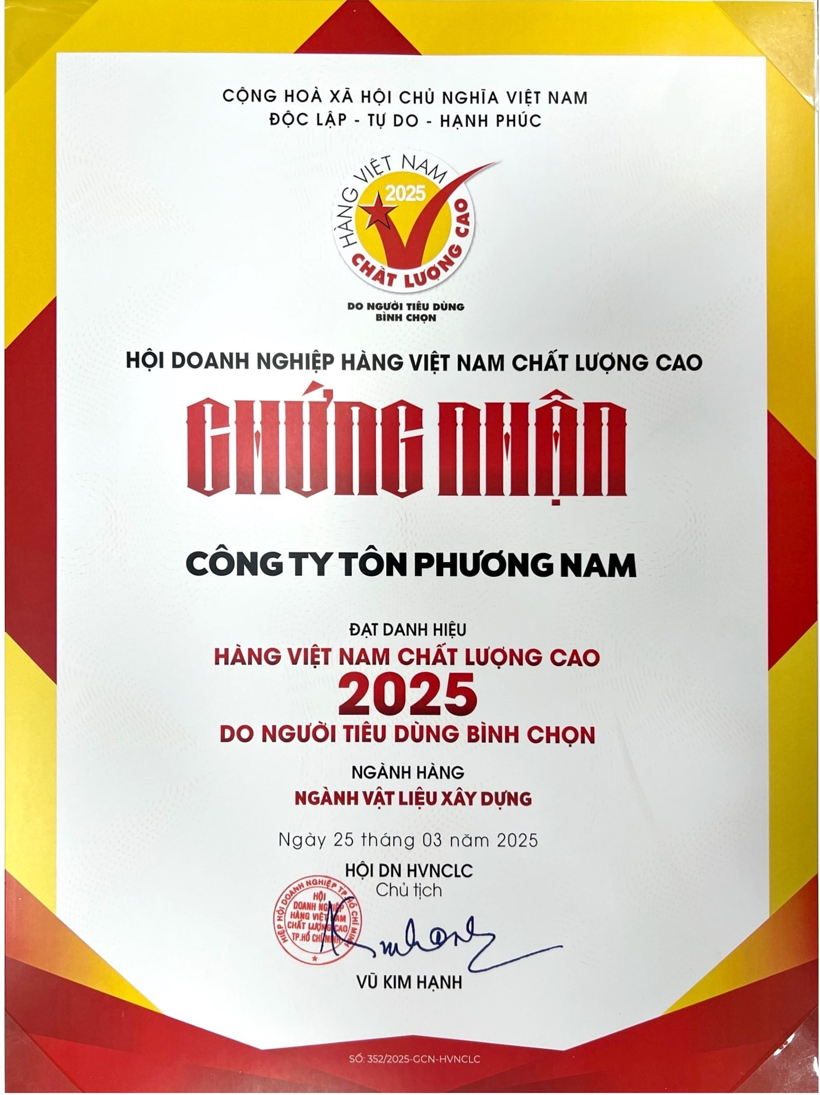 Sản phẩm của Tôn Phương Nam luôn tiên phong, năm 2025 tiếp tục khẳng định thương hiệu và đạt Danh hiệu Hàng Việt Nam Chất lượng cao