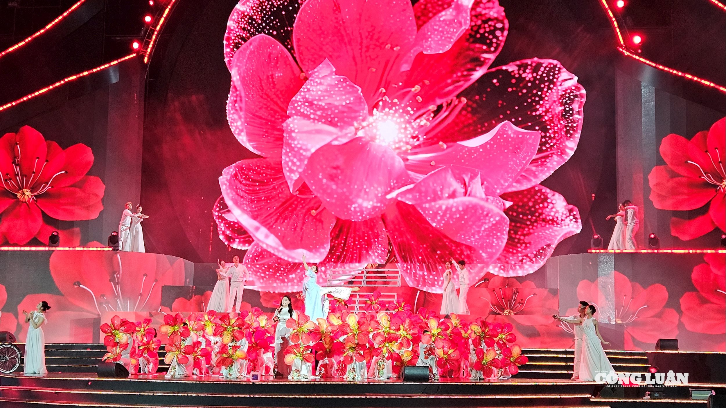 Chương trình nghệ thuật