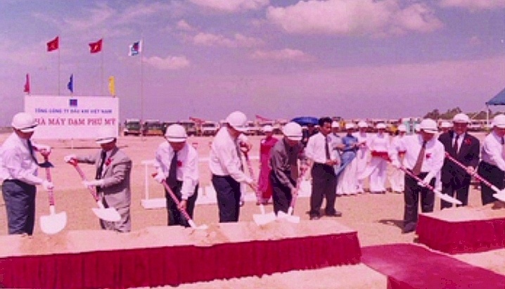 Nhà máy Đạm Phú Mỹ: Viên gạch đầu tiên của công nghiệp hóa dầu Việt Nam