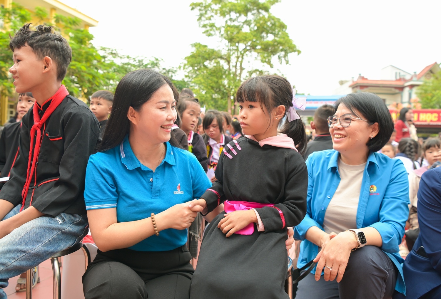 Những “bông hoa thép” bản lĩnh của Petrovietnam