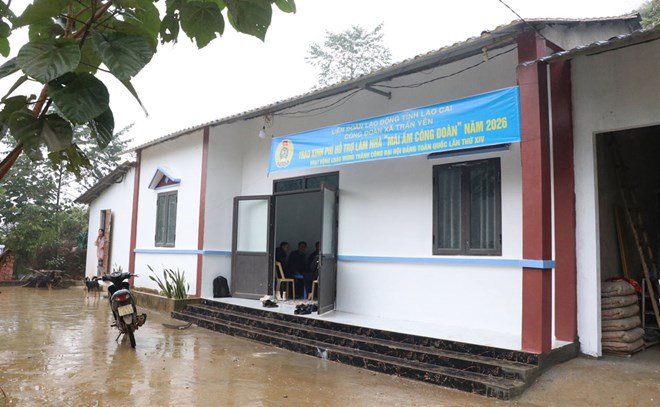 Công đoàn chung tay dựng mái ấm cho đoàn viên khó khăn ở Lào Cai