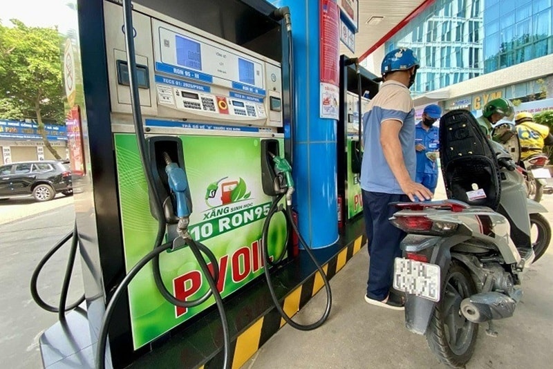 Đề xuất kéo dài thuế nhập khẩu xăng dầu 0% và bãi bỏ thuế kho ngoại quan cho các nhà thầu