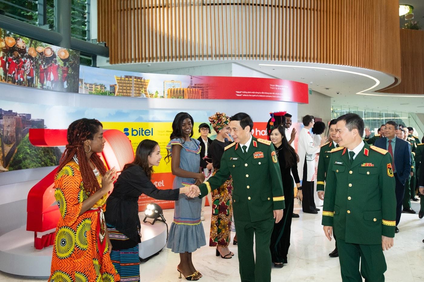 Anh 4 - Hon 10.000 can bo nhan vien Viettel Global giup Viettel luon vung vang trong hanh trinh kinh doanh toan cau