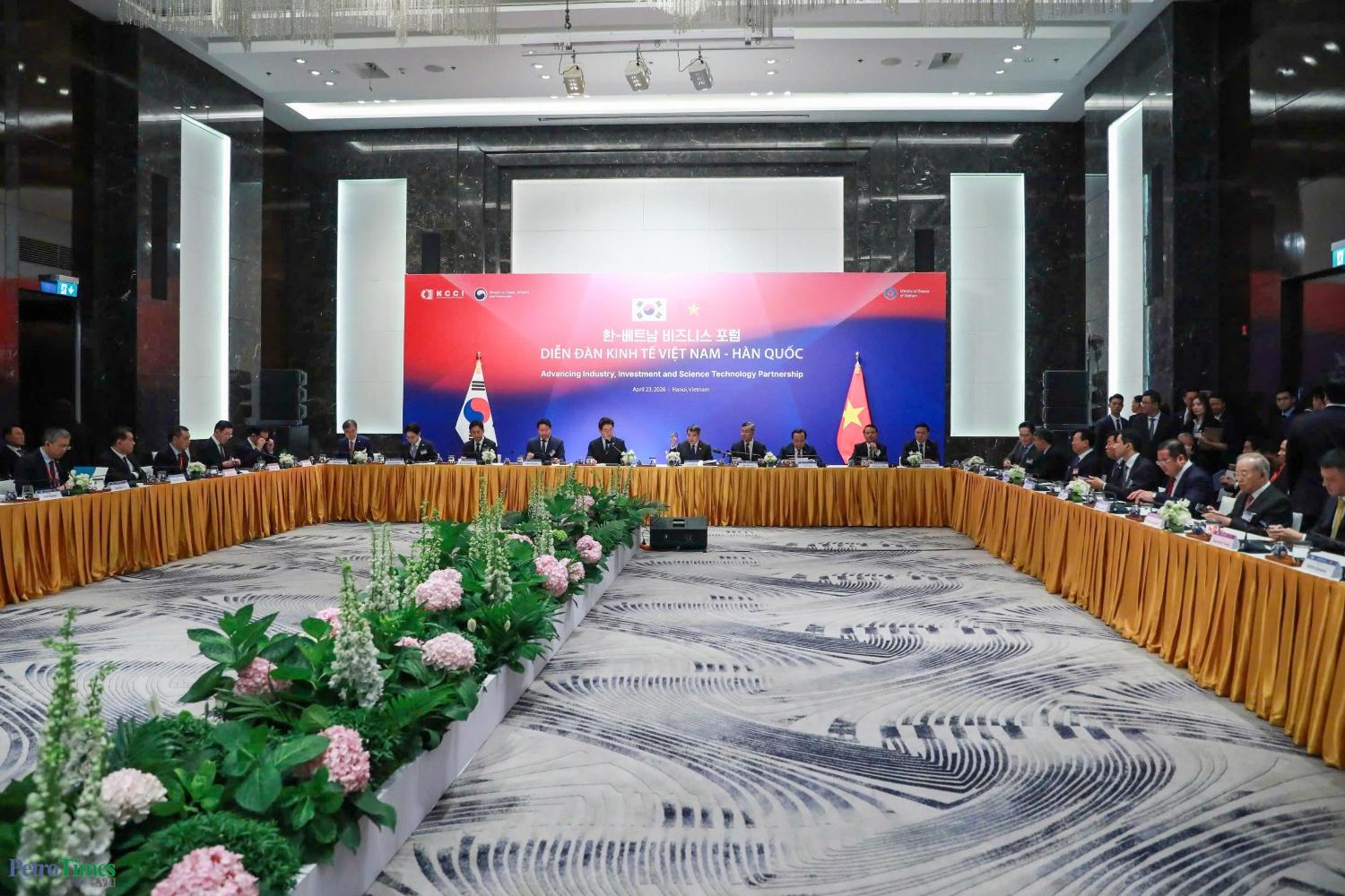 Toàn cảnh Tọa đàm