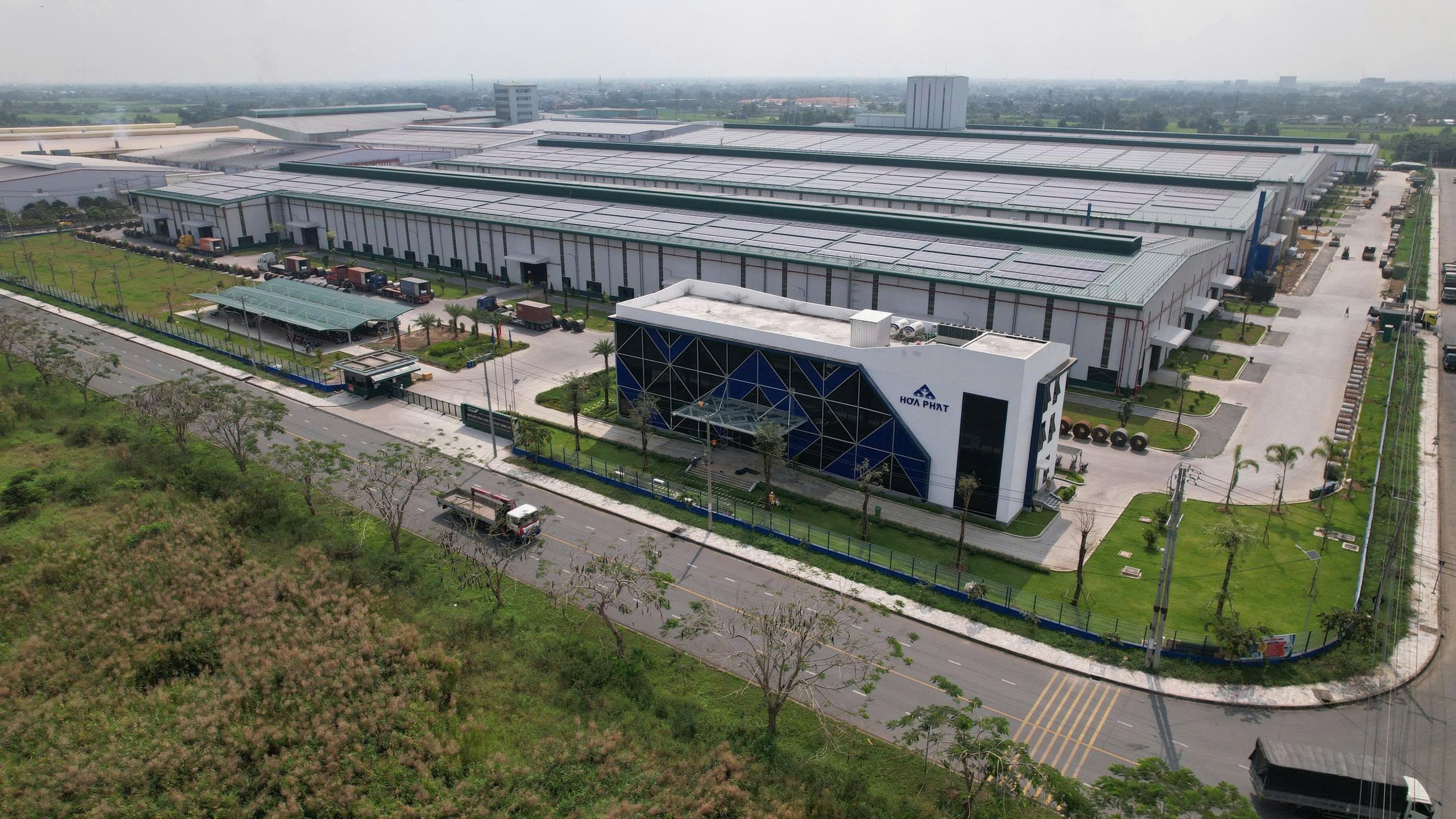 Toàn cảnh NM ống thép Hòa Phát Long An