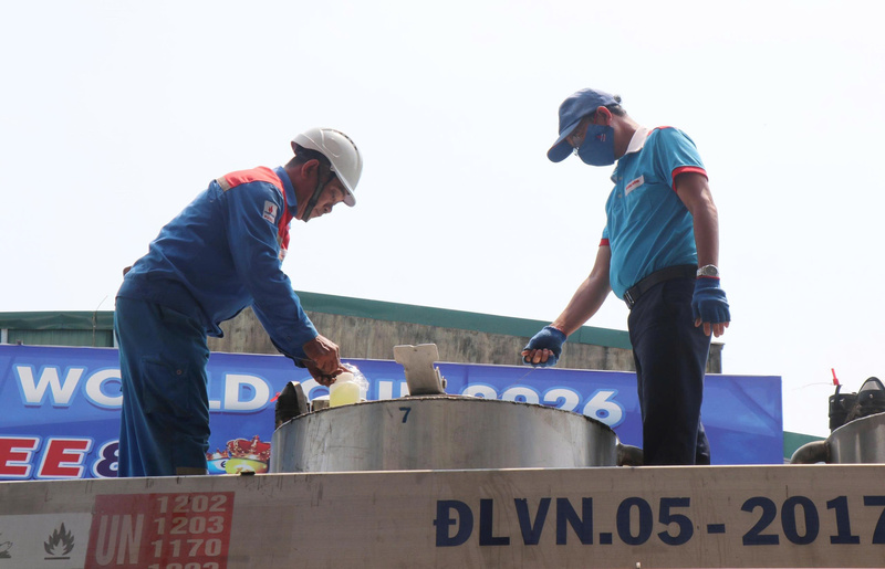 Tỉnh Quảng Ngãi xác định nguyên tắc xuyên suốt là triển khai xăng E10 nhưng không để gián đoạn nguồn cung, không gây xáo trộn thị trường xăng dầu. Ảnh: Nguyễn Dương