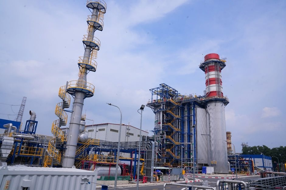 Cuộc đua bán dẫn ASEAN: Khi năng lượng sạch trở thành hạ tầng cạnh tranh quốc gia Từ Hội nghị cấp cao ASEAN đến tham vọng bán dẫn: Bài toán năng lượng sạch của Việt Nam