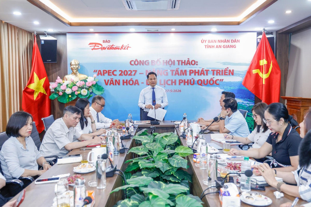 Lễ công bố thông tin Hội thảo quốc tế “APEC 2027 – Nâng tầm phát triển văn hóa - du lịch Phú Quốc” diễn ra sáng 27/5 tại Hà Nội. Ảnh: Quang Vinh. Lễ công bố thông tin Hội thảo quốc tế “APEC 2027 – Nâng tầm phát triển văn hóa - du lịch Phú Quốc” diễn ra sáng 27/5 tại Hà Nội. Ảnh: Quang Vinh.