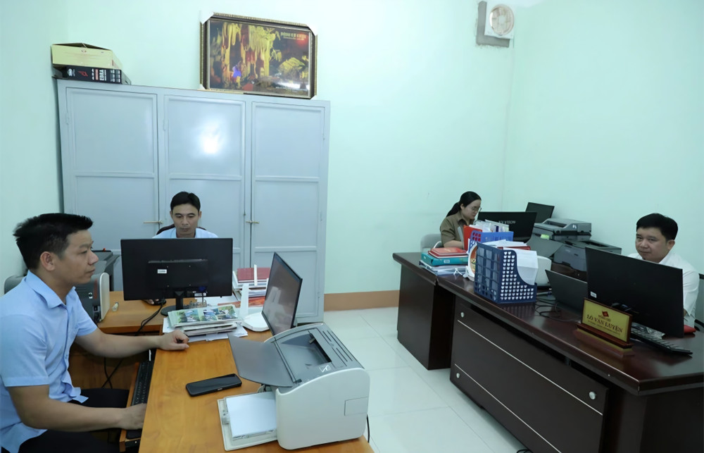 Thanh Hóa xây dựng đội ngũ cán bộ đủ phẩm chất, năng lực, uy tín, đáp ứng yêu cầu vận hành chính quyền địa phương 2 cấp 1000030616.jpg