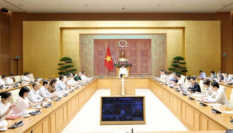 Hội nghị sơ kết 1 tháng thực hiện Công điện số 38 của Thủ tướng Chính phủ do Phó Thủ tướng Hồ Quốc Dũng chủ trì, diễn ra sáng 2/6 - Ảnh: VGP