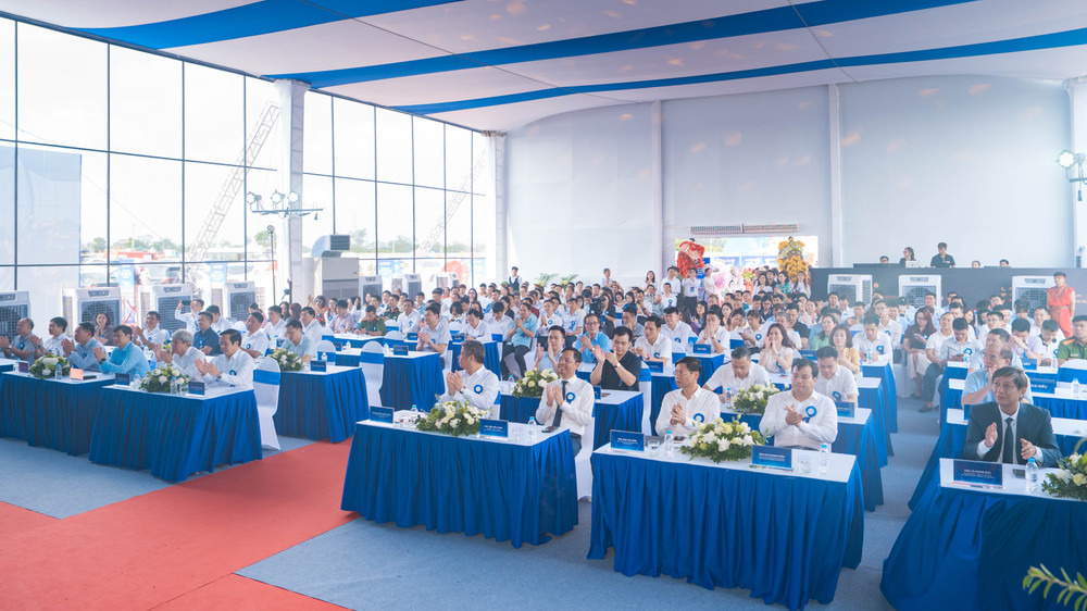 at103905.jpg