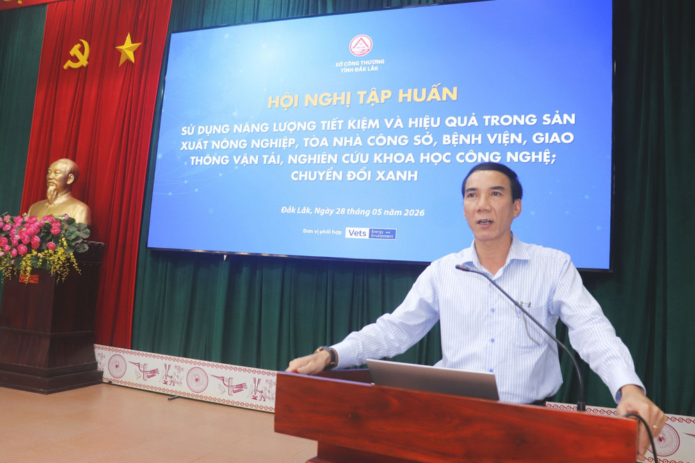 Ông Trần Quốc Toàn, Phó Giám đốc Sở Công Thương tỉnh Đắk Lắk phát biểu khai mạc Hội nghị. ong-toan.jpg