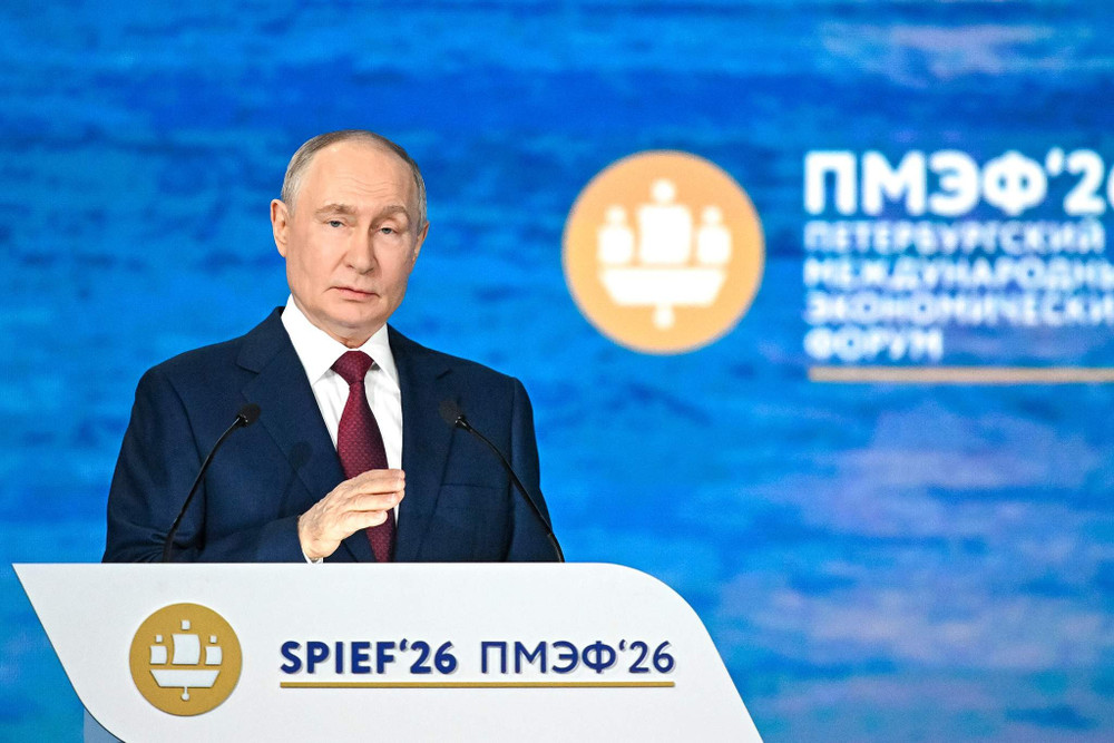 Tổng thống Vladimir Putin phát biểu tại phiên họp toàn thể. Ảnh: Izvestia word-1ibn3v-1.jpg