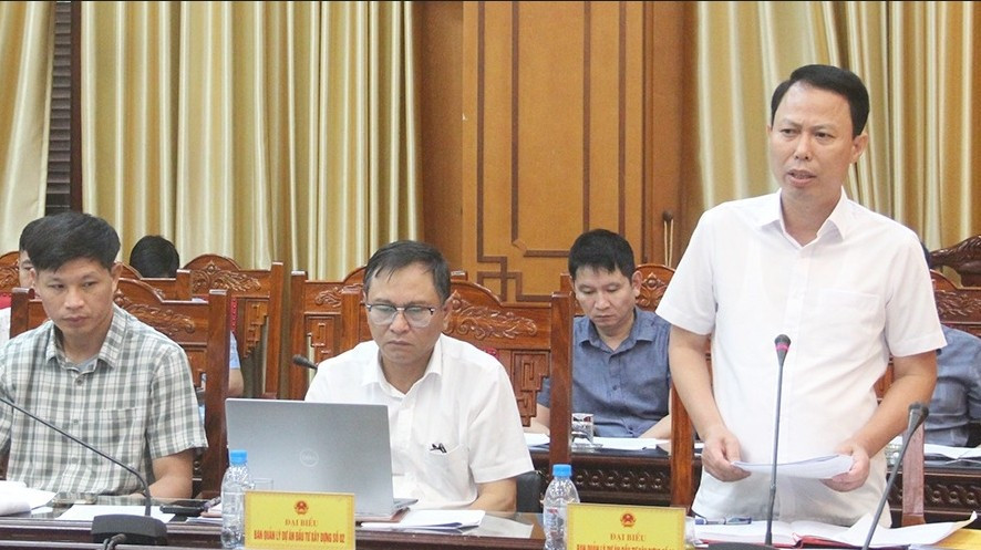 Ban Quản lý dự án đầu tư xây dựng số 2 báo cáo đang triển khai thực hiện 15 dự án giao thông, trong đó 10 dự án đang triển khai thi công, 5 dự án chuẩn bị đầu tư. Về cơ bản, các dự án bảo đảm tiến độ triển khai. (Ảnh : Báo Hưng Yên) bql-hung-yen.jpg