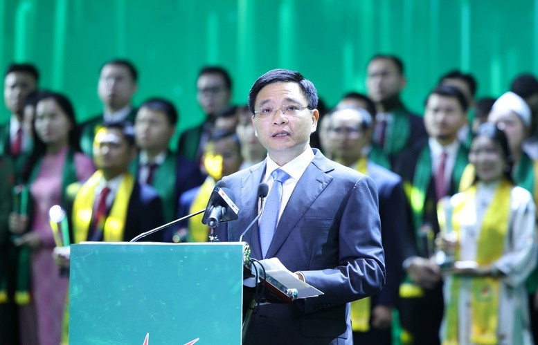 Phó Thủ tướng Nguyễn Văn Thắng: Mỗi doanh nhân được tôn vinh hôm nay là một minh chứng cho tinh thần Việt Nam: Dám nghĩ lớn, dám hành động và dám chịu trách nhiệm với ước mơ của mình - Ảnh: VGP