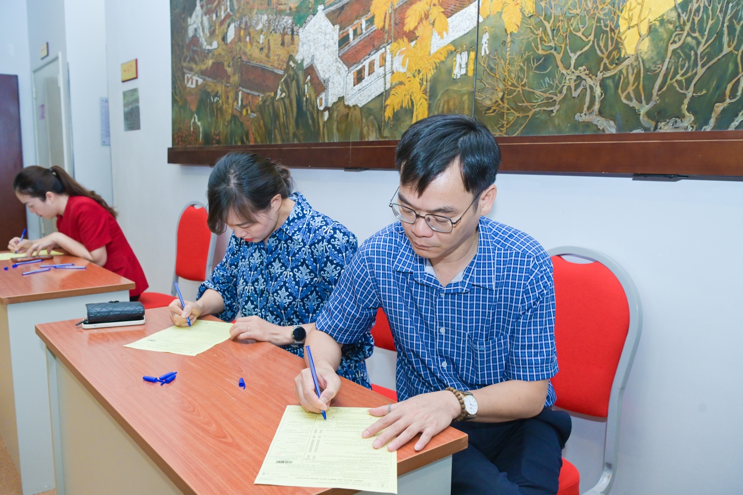 [Chùm ảnh] Người lao động Petrovietnam tích cực hưởng ứng chương trình hiến máu tình nguyện