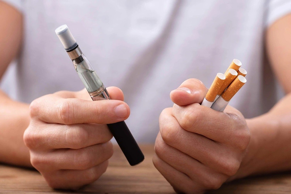 Nghiêm cấm cán bộ, công chức, viên chức sử dụng thuốc lá điếu nhập lậu, thuốc lá điện tử. Ảnh minh họa thuoc-la.jpg