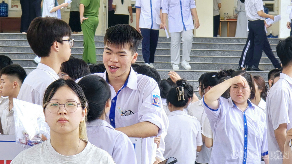 Kỳ thi tốt nghiệp THPT 2026, toàn tỉnh Quảng Ninh có trên 2 vạn thí sinh tham gia thi. clo_br_2-xu-ly-vi-pham-qui-che-thi.jpg