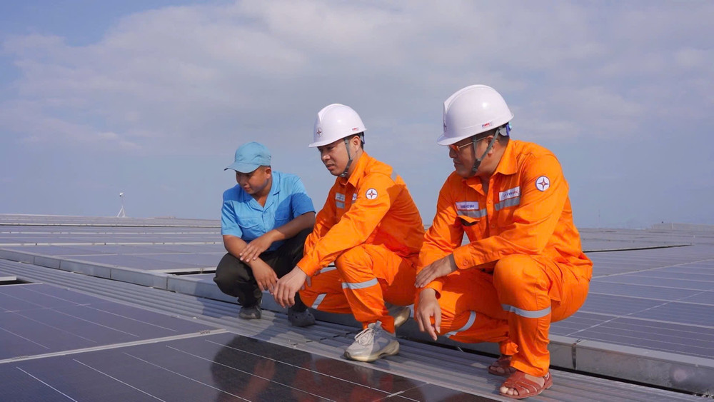 Hệ thống điện mặt trời tại khu công nghiệp texhong 3.jpg