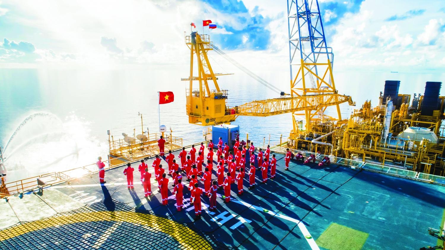 Giai đoạn 2020 – 2024, Petrovietnam đã có hơn 7.080 đề tài, giải pháp, sáng kiến cơ sở giúp đem lại tổng giá trị kinh tế làm lợi đạt hơn 11.418 tỷ đồng.