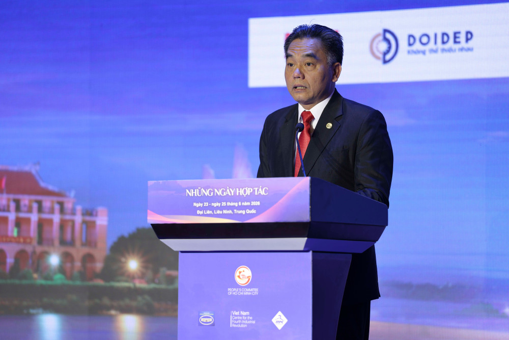 ong-nguyen-loc-ha-pho-chu-tich-thuong-truc-ubnd-thanh-pho-ho-chi-minh-phat-bieu-khai-mac-tai-dien-dan.jpg