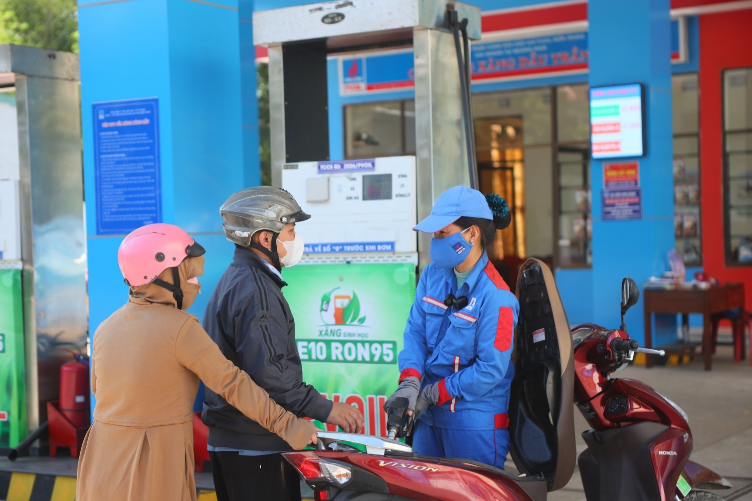 BSR ước xuất bán hơn 61 triệu lít xăng E10 trong tháng 6/2026 BSR ước xuất bán hơn 61 triệu lít xăng E10 trong tháng 6/2026