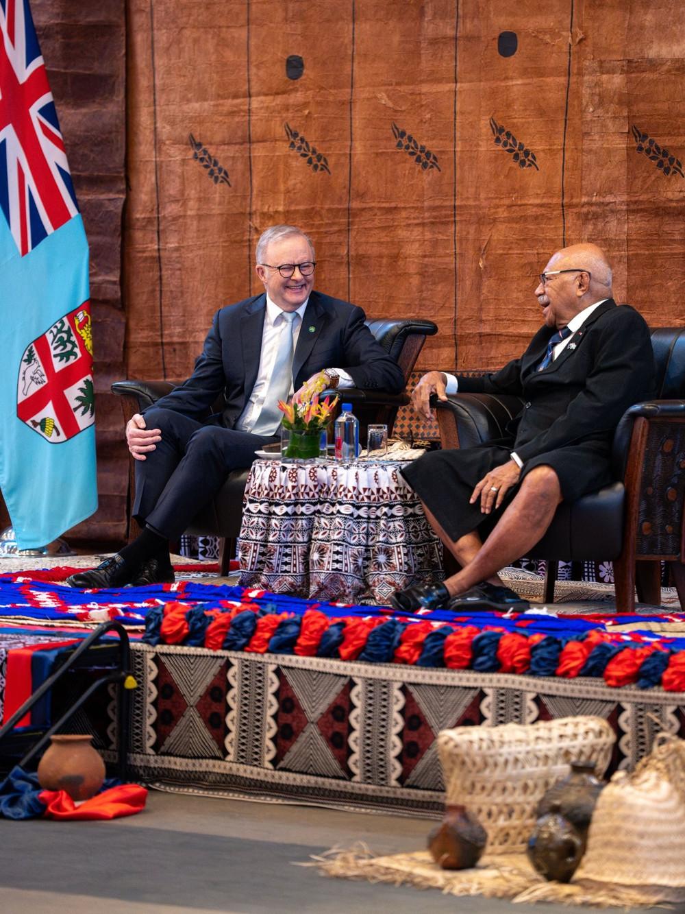 Thủ tướng Úc Anthony Albanese và Thủ tướng Fiji Sitiveni Rabuka. Ảnh: X/AlboMP hmgc6a5a8aa9oru.jpg