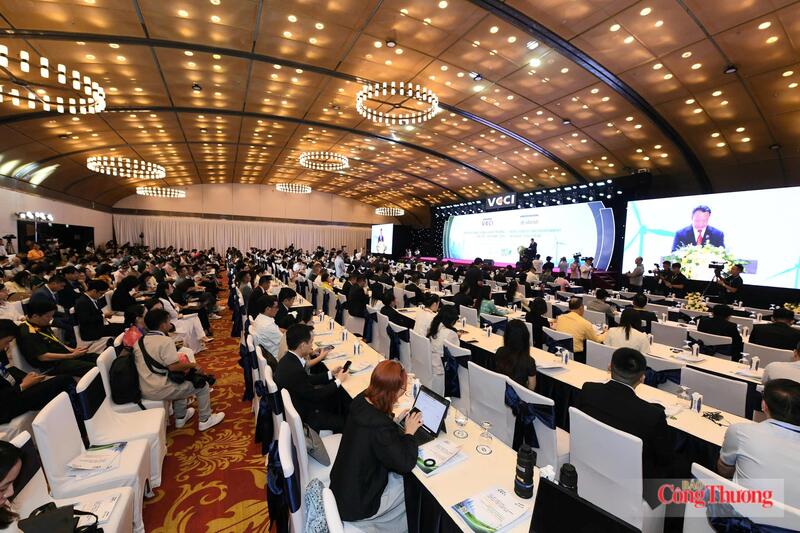 Diễn đàn “Năng lượng và môi trường thế giới - Việt Nam 2026” diễn ra ngày 8/7, tại Hà Nội.